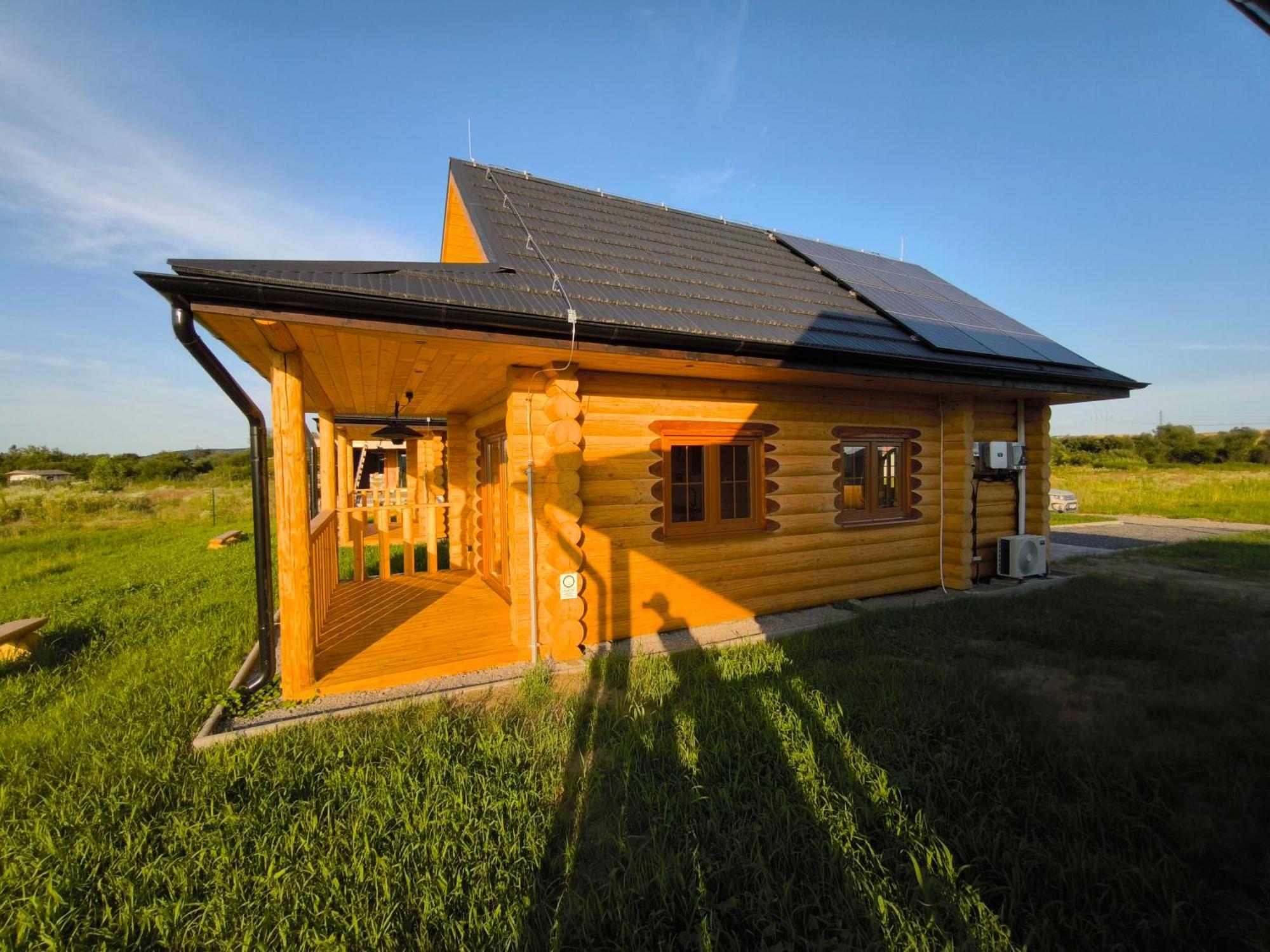 Drevenice Rapovce Novolandia Exterior photo